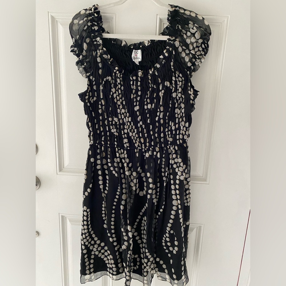 Gorgeous women’s stretch, pull on dress. Size 14